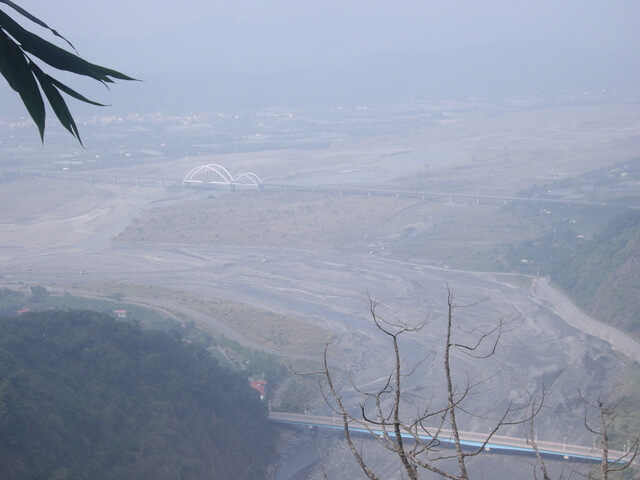 尾寮山西北峰、尾寮山