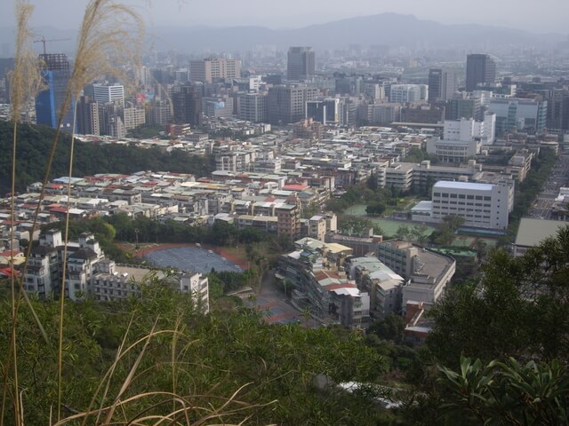 金面山、剪刀石山、西湖山、小金面山