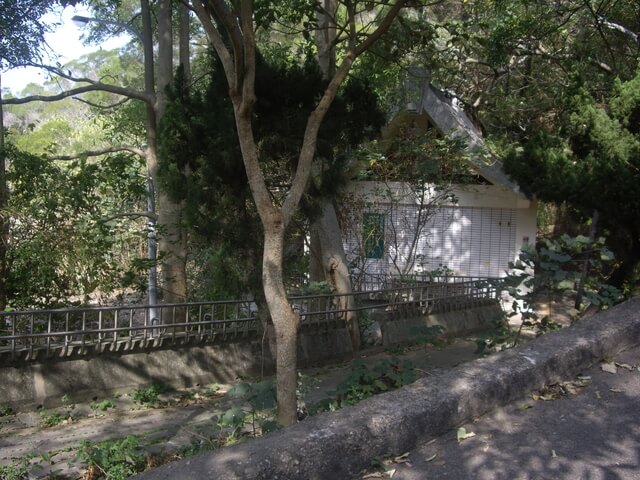 通霄神社、虎頭山