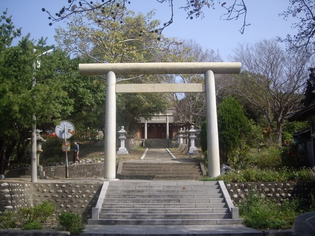 通霄神社、虎頭山