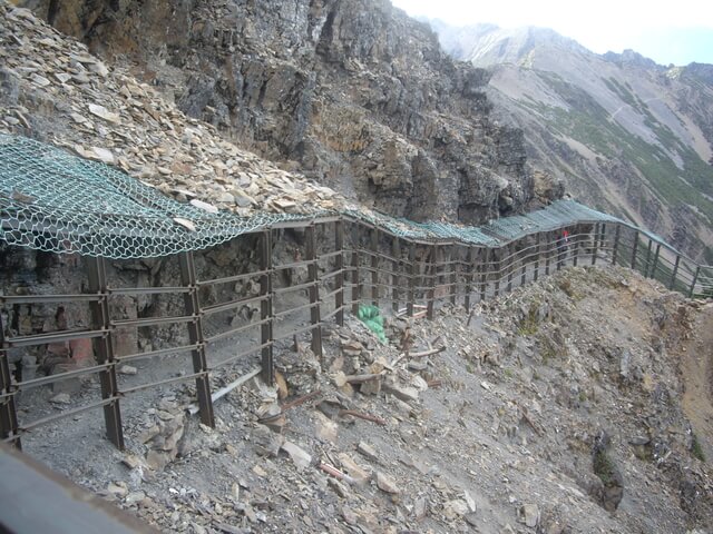 塔塔加上玉山主峰 玉山主峰