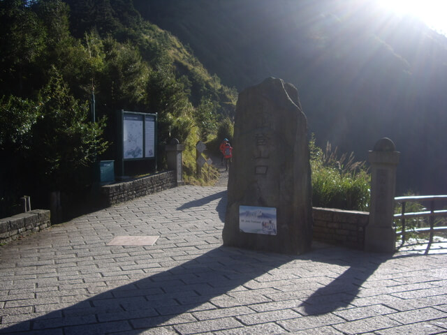 塔塔加上玉山主峰 排雲山莊