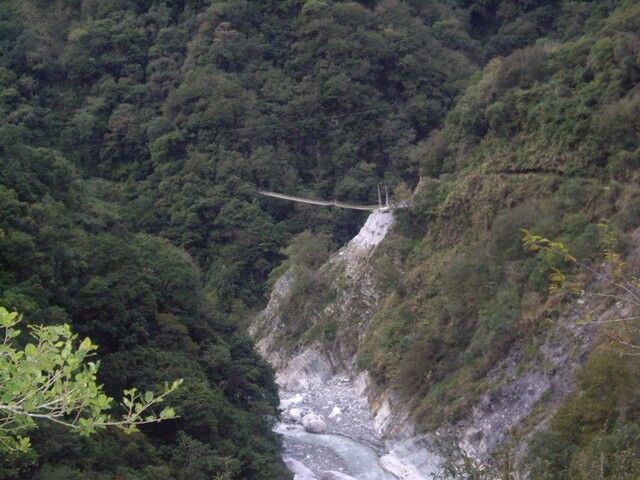 園竹村步道 清溪吊橋