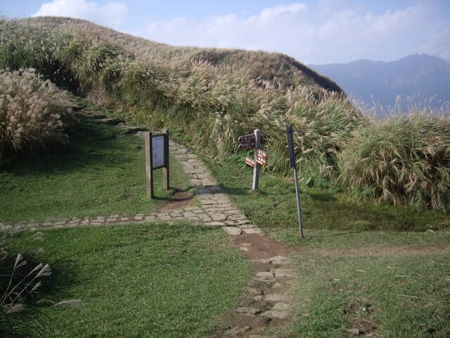 聖人橋上風櫃嘴、頂山、石梯嶺、擎天崗下冷水坑