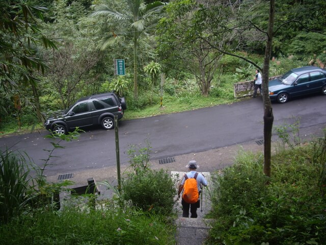 皇帝殿東峰登山口