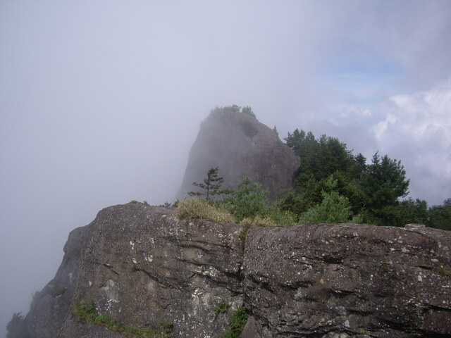 大塔山岩石