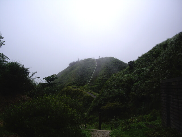 聖母登山步道、三角崙山東南峰、三角崙山