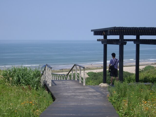 青山瀑布步道、尖山湖步道，順遊老梅石槽