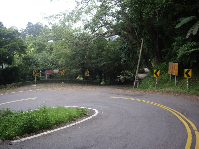 金龜岩登山步道、猴洞登山步道