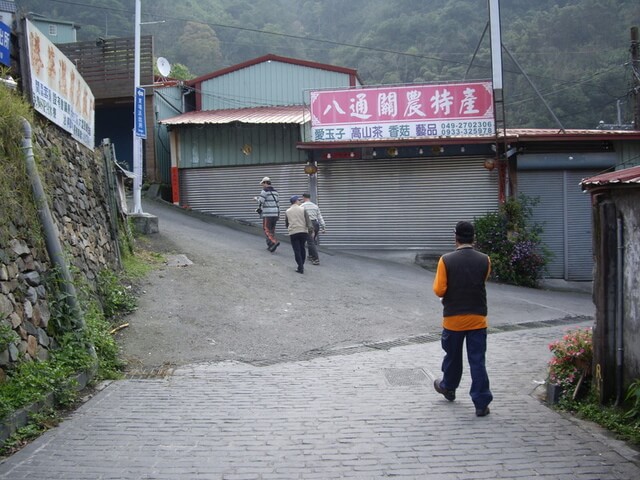 東埔溫泉區、彩虹步道、彩虹瀑布