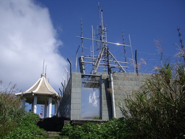 基隆山山頂基地台 第三座涼亭