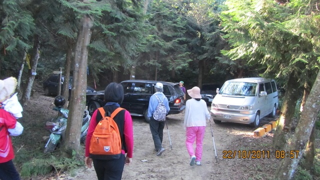 加里山登山口 (大坪林道路線)