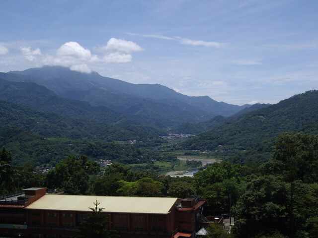 獅山古道(南庄線)、獅頭山 輔天宮