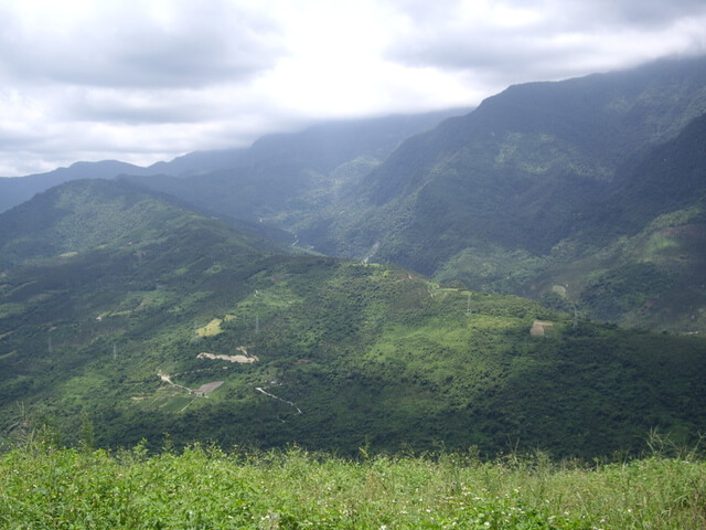 鯉魚潭、鯉魚山