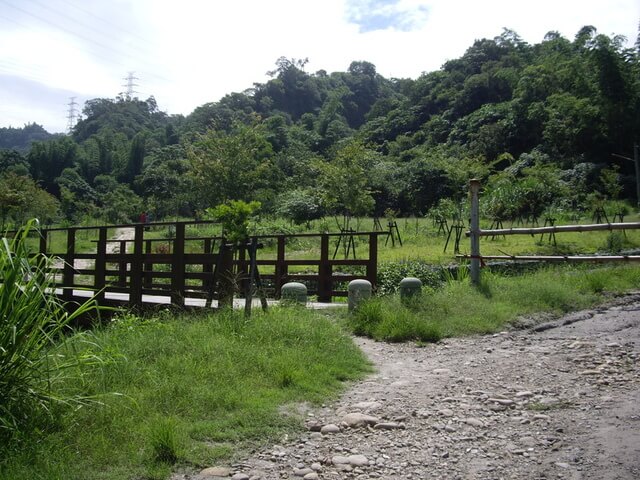 十八彎古道、中央嶺步道、橫山