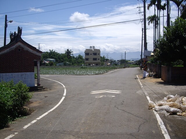 十八彎古道、中央嶺步道、橫山