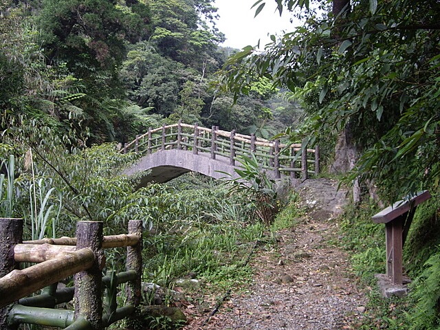 頂子寮山、五分山