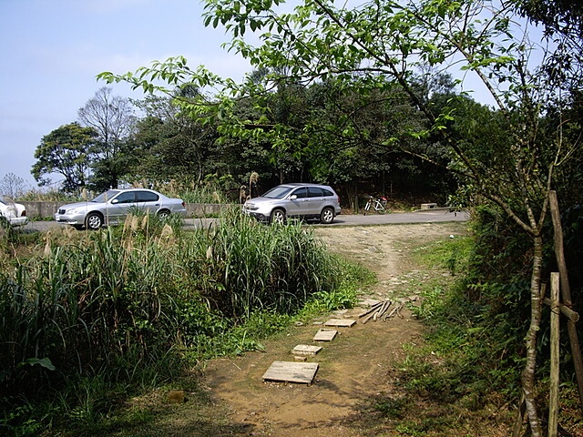 姜子寮山步道入口