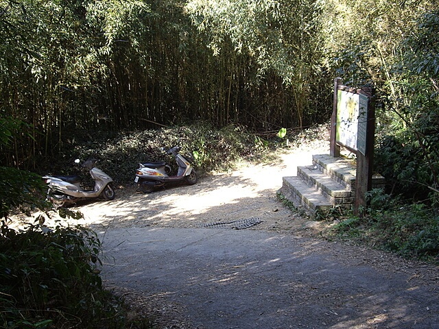 上湖登山口 馬那邦山(珠湖線)、細道邦山