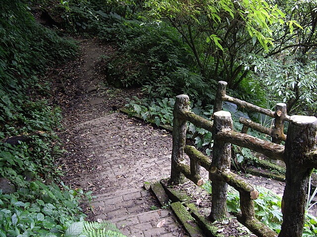 二格山、二格山西峰、貓空圓山、貓空圓山東北峰