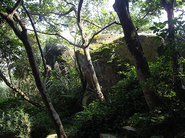 外挖子山、南勢角山