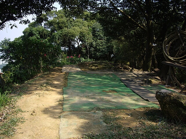 外挖子山、南勢角山