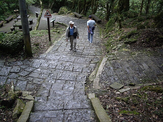 東滿步道