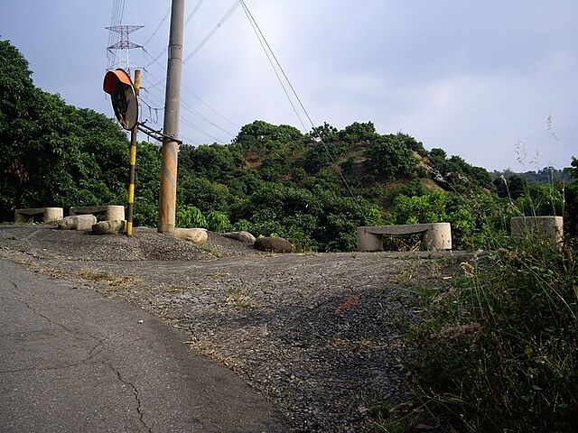 阿罩霧山、鳳山