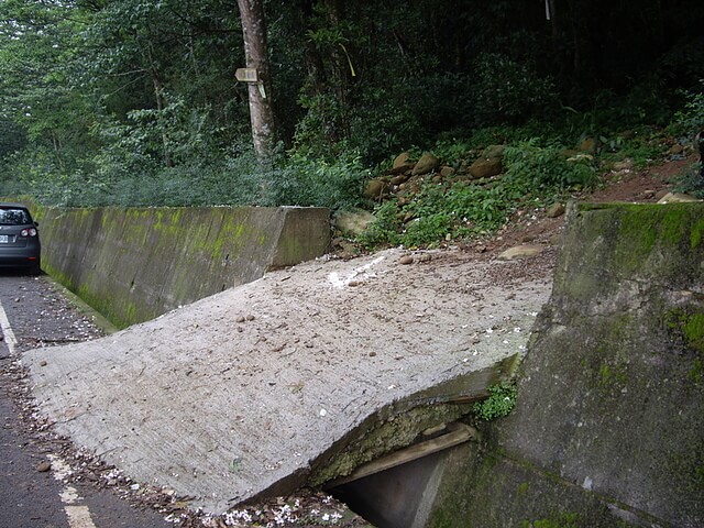 挑炭古道、三通嶺、五月雪步道、三義山