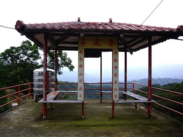 鹿寮坑桐花步道、雞寮坑山、顯伯公