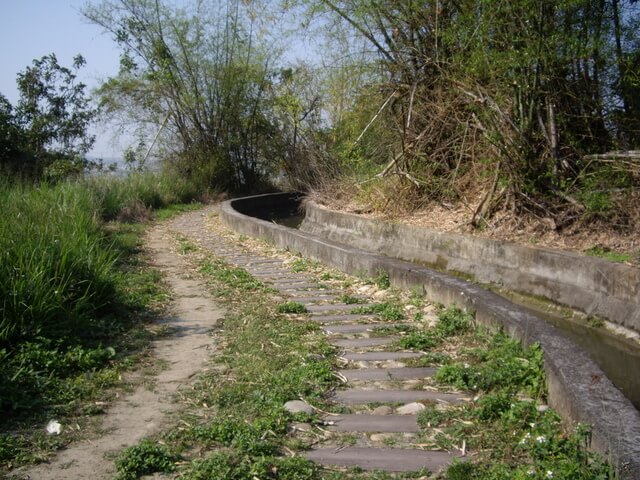 知高圳步道、學田山