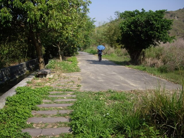 知高圳步道、學田山