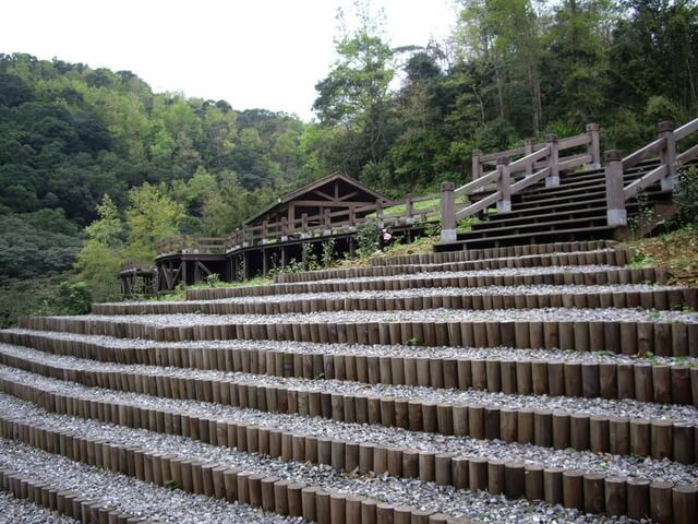 林美石磐步道