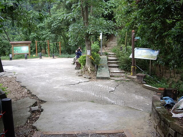 新田登山步道、聚興山