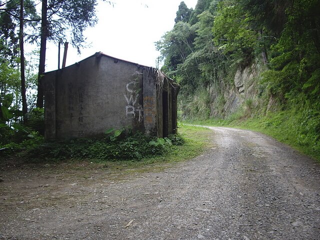 油羅山 磚造小屋旁停車處