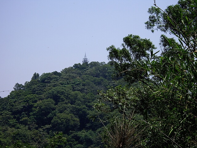 石門山遠眺太平山電塔