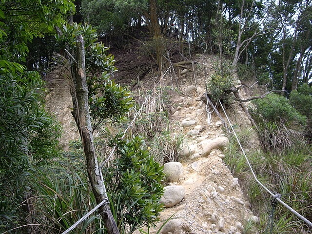 三角山、長坑山、雙峰山、員屯山