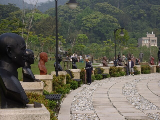 蔣公銅像公園