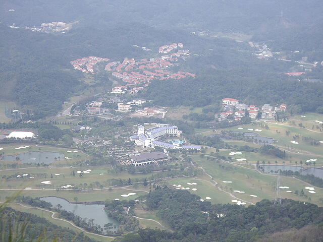 高爾夫球場與鴻禧山莊